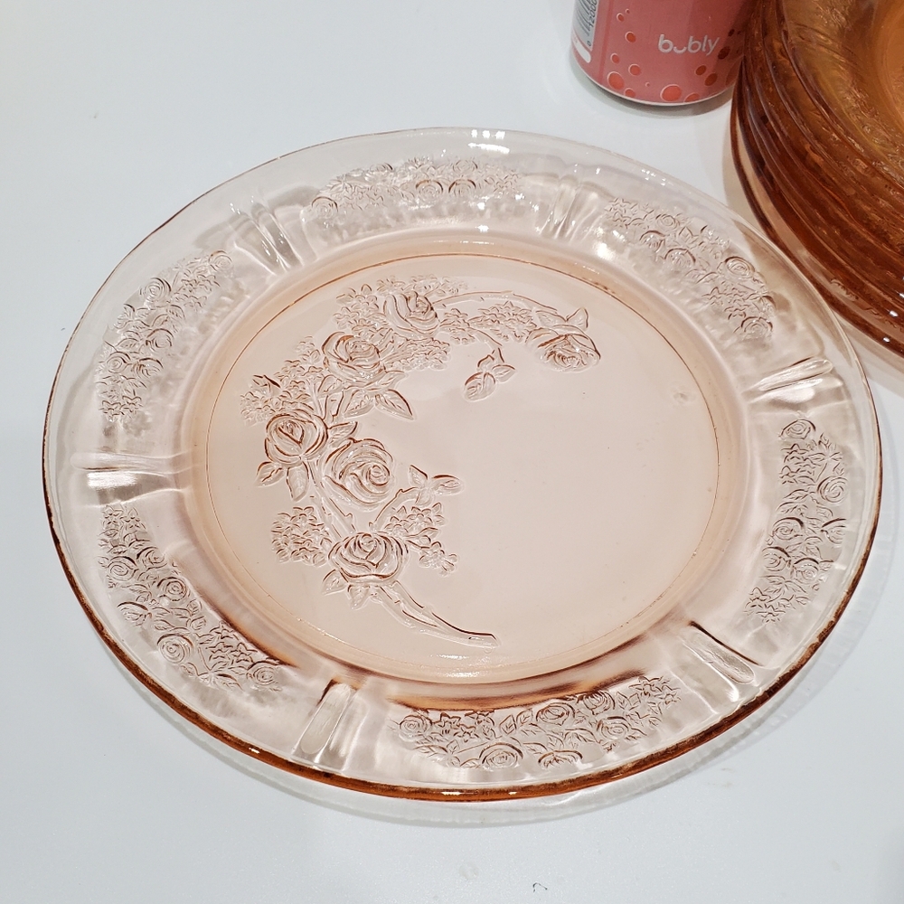 1930s (4) Sharon Pink Depression Glass 9" Roses Plates by Federal Glass (Set 1) - Picture 8 of 12